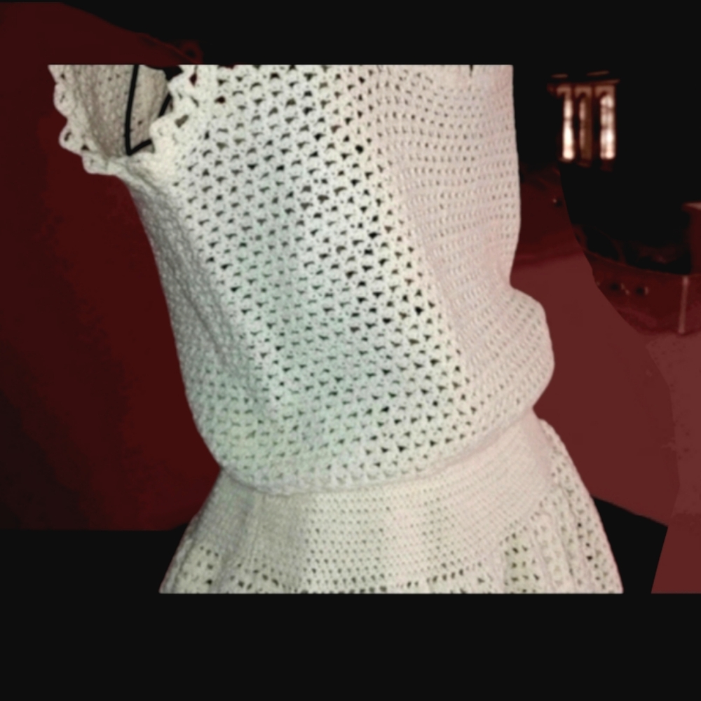 Handmade A-Line Prairie Wedding Gown Crochet Eyelet Lacey Fitted Bodice - Picture 9 of 12